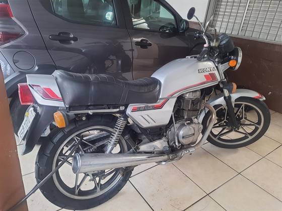 HONDA CB 400 